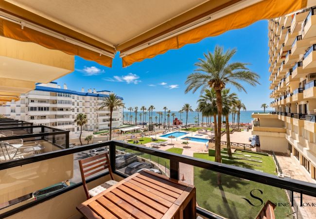  in Benalmádena - Beachfront Studio w/ Sea Views & Pools REF022