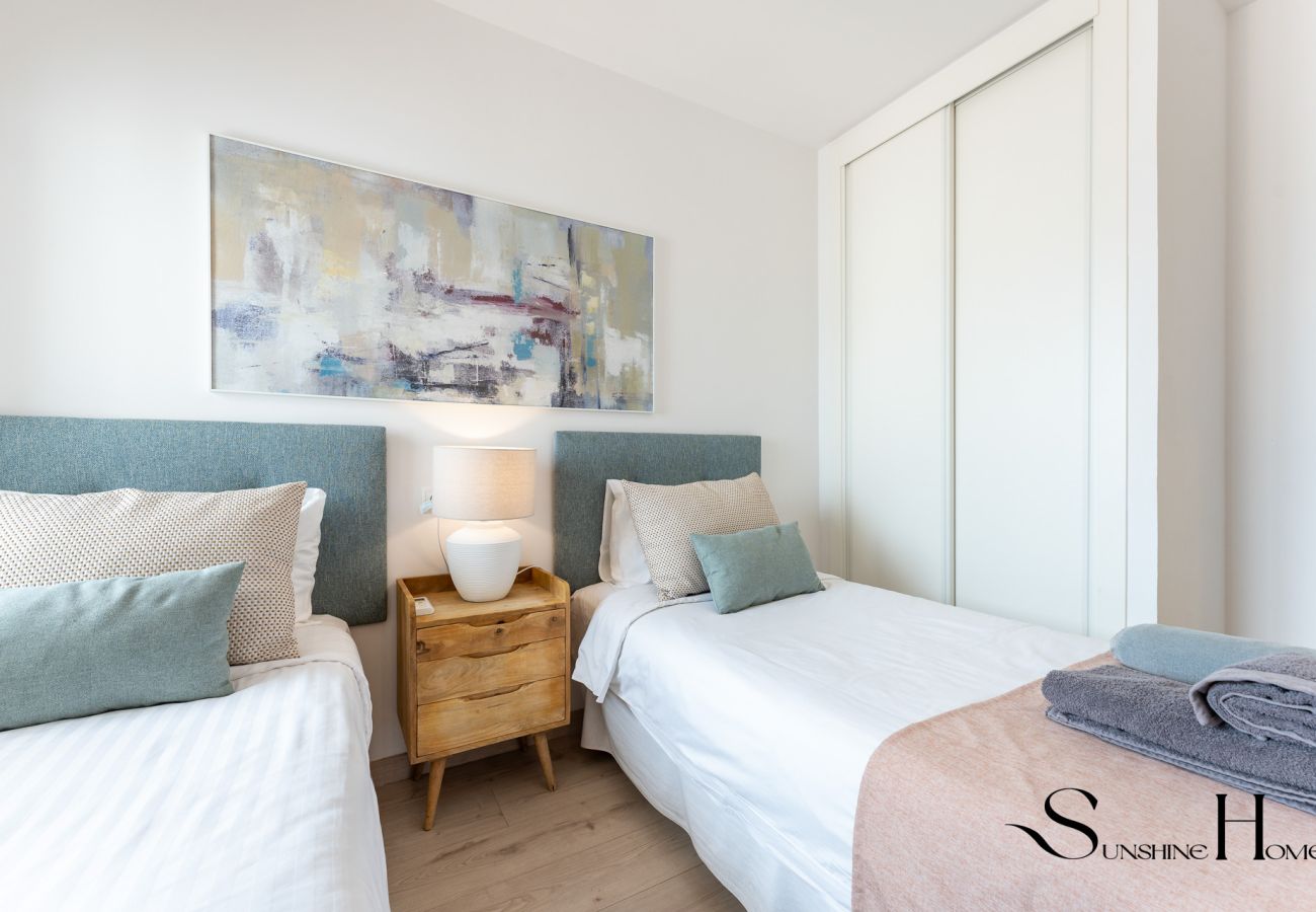 Apartment in Mijas Costa - Wyndham Beach & Pool Getaway 