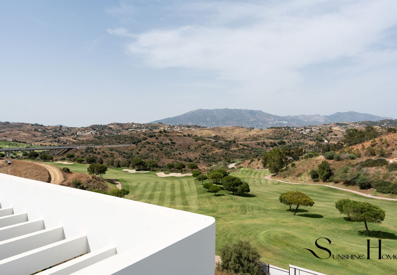 Apartment in Mijas Costa - Golf View Penthouse with Pool & Gym Access
