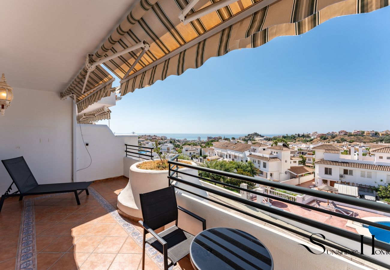Apartment in Benalmádena - 4 Bed Townhouse, Sauna, Pool, Sea Views