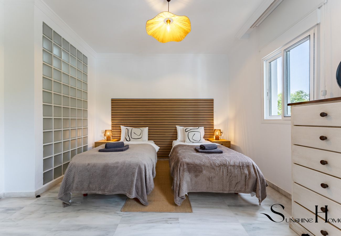 Apartment in Benalmádena - Pueblo Quinta Paradise | 1BR Near Beach