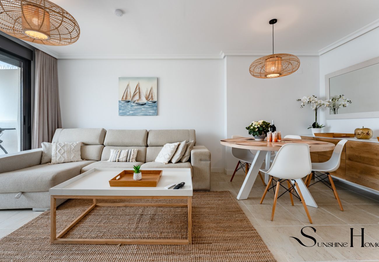 Apartment in Estepona - Estepona Duplex with BBQ & Jacuzzi