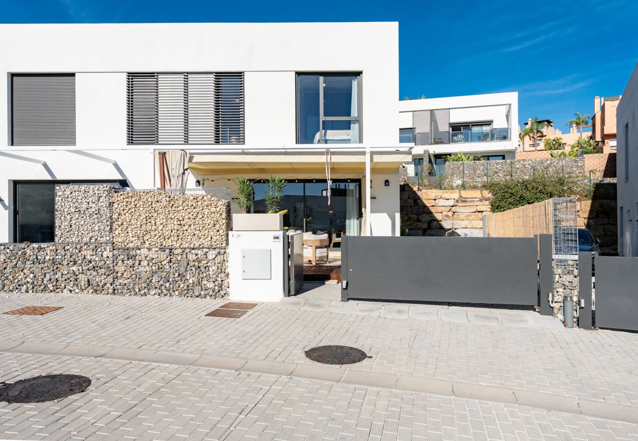Terraced House in Mijas - Luxury 4Bed Villa in Mijas – Sea View, Pool REF083