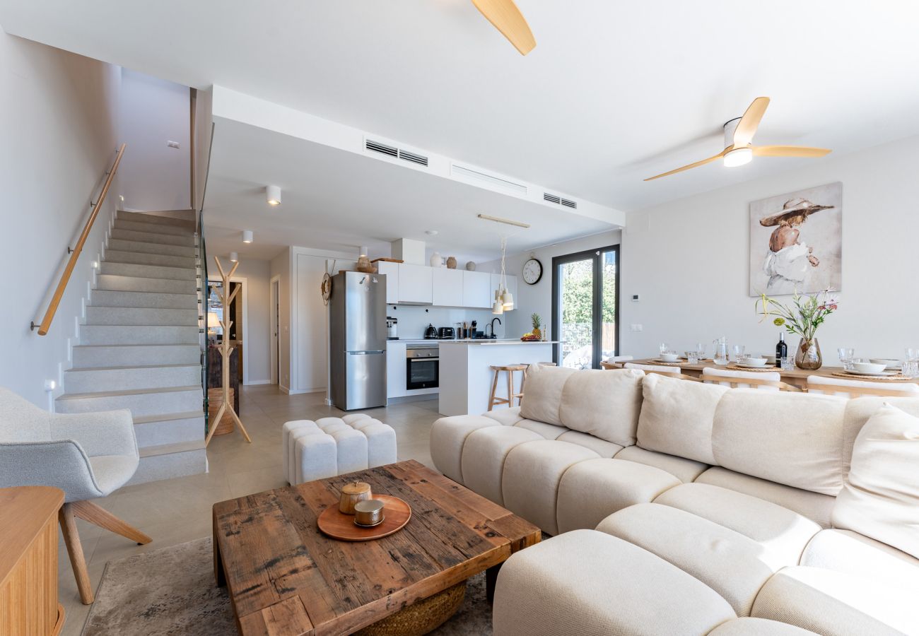 Terraced House in Mijas - Luxury 4Bed Villa in Mijas – Sea View, Pool REF083